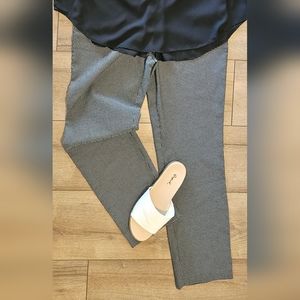 Hardly Worn- HILARY RADLEY -Hi-Rise Stretch Pants with Tummy Control- Size Large